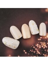 ラ カゼッタ(La casetta)/シンプルスターヌーディネイル