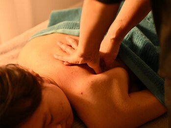 カモ カンフー猫 通天閣店(Kamo)/