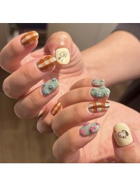 スヌーピーネイル　¥11,000
