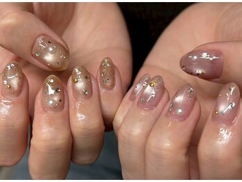 ネイルアンドアイラッシュスタジオ シュシュ(chouchou)/マグネットパールストーンホロ