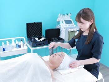 ビービーサロン 池袋(B.B salon)の写真/【毛穴レス×ハリ艶up】ヒト幹細胞エクソソームでシミしわ改善/ハイドラピーリングで毛穴の黒ずみケアも♪