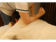 幸来の雰囲気（丁寧な圧でコリをじっくりケア）