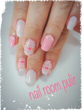 ネイルルーム プリル(Nail Room pulir)/