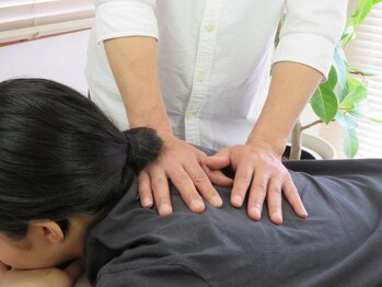 森の整体院 ぼかし/肩こり施術♪岡山整体/姿勢矯正