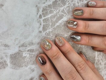 ネイル マックスケリー 大阪梅田(MAXKELLY)/オフ無料♪ＨＡＮＤ90分アート☆