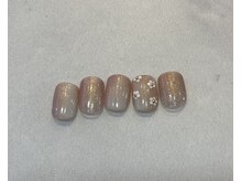 ネイルズキュー(NAILS CUE)/ゴールドラメネイル/キュート