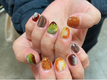カーティシーネイルズ(curtisii NAILS)/