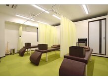 華まる接骨院の雰囲気（【姿勢・骨盤矯正】不調を根本改善！健康と美姿勢をサポート♪）