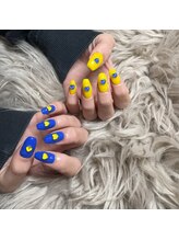 みいこのネイルサロン/アシメネイル