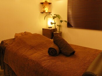 名のないサロン/“強圧×ストレッチ”の融合