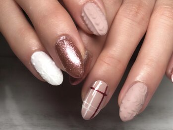 ファンシーローラ(Fancy Rola)/ニットネイル
