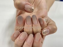 ダイナ ムーン(Dyna moon.)/マットネイル