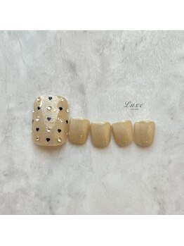 ネイルサロンリュクス (nailsalon Luxe)/ハート×ドットネイル