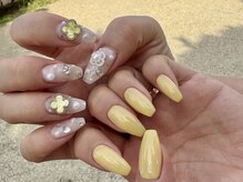 ヒラソルネイル(Girasol nail)/黄色テーマネイル