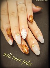 ネイルルーム プリル(Nail Room pulir)/