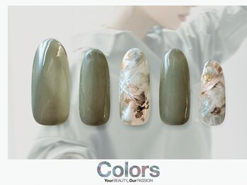 カラーズ広尾 ネイルラウンジ(Colors Hiroo Nail Lounge)/"オリーブグリーン" ニュアンス
