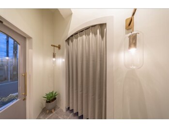 ルーラドライヘッドスパアイラッシュ(LAURA DryHeadSpa/Eyelash)/☆カーテン奥は癒しの別世界☆