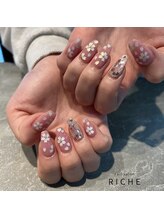 リッシュ(RICHE)/桜のホログラムネイル！