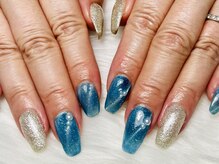 マハロ(MAHALO)/マグネットネイルとフラッシュ