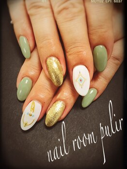 ネイルルーム プリル(Nail Room pulir)/