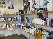 アンフェリエ(Un Feerie)/化粧品コーナー