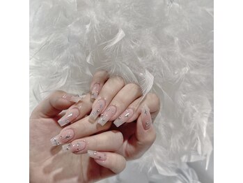 ディーアールネイル 新宿(DR Nail)の写真/パウダー/チップ/ジェルで長さ出し対応可◎亀裂や深爪でお悩みの方にもおすすめ!お直しは2週間まで♪