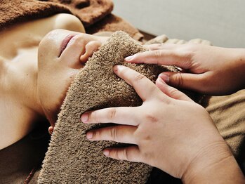 きもちどころ 西宮苦楽園店/施術】眼精疲労ヘッドマッサージ