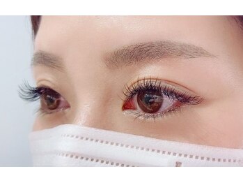 トト バイ オーシャンズ(toto... by Ocean'S)の写真/【アイブロウラッシュリフト＆WAX脱毛】で毛流れを整え,眉WAXでスタイリング!プロの技で洗練された目元に☆