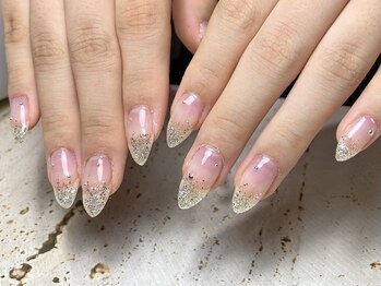 ビューティフルムーン ネイル 本厚木(Beautiful Moon Nail)/ラメグラデーション