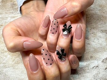 ニューワールド(NEW WORLD)の写真/NEW WORLDで一番人気♪コンサートやイベントの特別な日に向けて指先から華やかに♪自分史上最高の指先に★