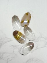 リノア(LINOA)/定額アート