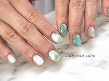 リリー(Lilly)/キラキラマグネットネイル