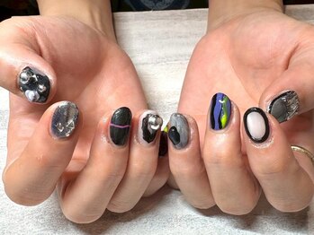 ニューワールド(NEW WORLD)の写真/【ネイルが初めての方にも◎】家事や仕事で爪を長くできない方にもオススメのショートネイルデザイン多数★