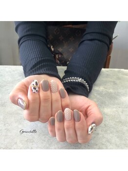 グランチュール(Grantulle)/アニマルニットネイル