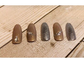 ソルシア(Solsia)/【ハンド】8月定額　￥5000