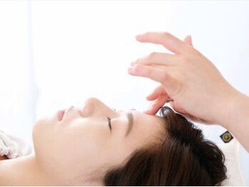 満月堂/リフトアップ