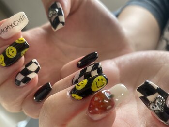 ルルム(LULUMU)/Akari お任せ落書きネイル