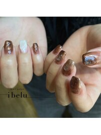 ブラウンニュアンスネイル