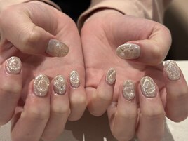 ホワイトオーロラネイル
