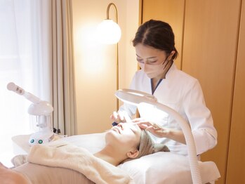 サロン ザ プマロ(SalonThePumalo)の写真/大人女性の【毛穴美容】サロンだからできる【毛穴ケア×肌質改善】目標は【艶と輝き】のあるお肌へ