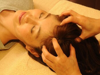 リラクゼーション 千手観南口店/人気の首肩ヘッドリンパ