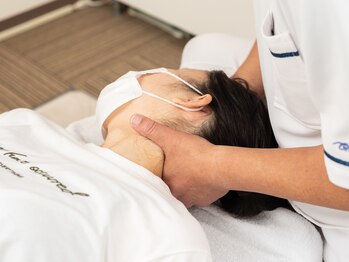 太子カイロプラクティック/首施術風景