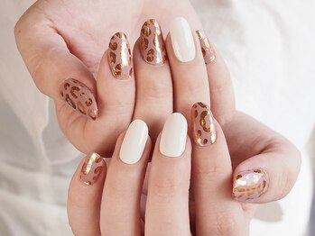 051.ブロンズレオパード