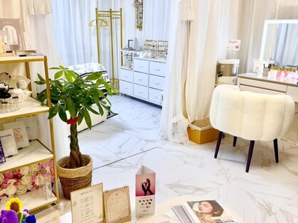 ファースト エイチイー(first He)の写真