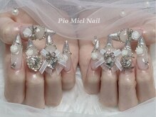 ピオミエルネイル 新宿(pio miel nail)/ホワイト姫ネイル