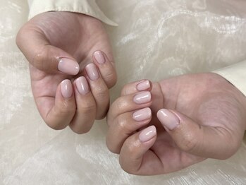 ヒラソルネイル(Girasol nail)/薄ピンク
