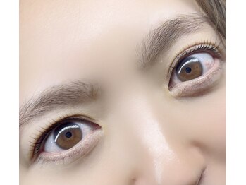 アムーレ(Amouree)の写真/【駐車場有/プライベートサロン】目元美人をめざすならココ★理想のイメージ引き出し、デザインをご提案！