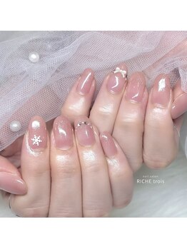 リッシュ トロワ(RICHE trois)/うるつやオフィスネイル！