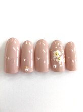 アマービレ(Amabile)/フラワーネイル￥7980