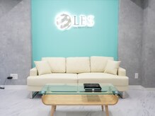 LBSホワイトニング 錦糸町店/清潔感あふれるサロン！